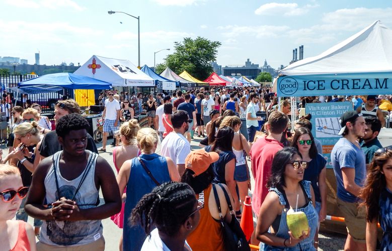 Crowds at Smorgasburg