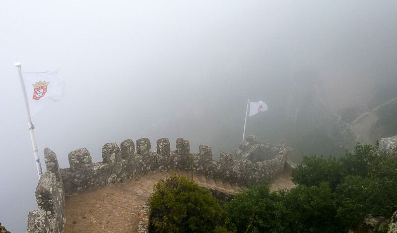 The fog at Castelos dos Mouros in Sintra