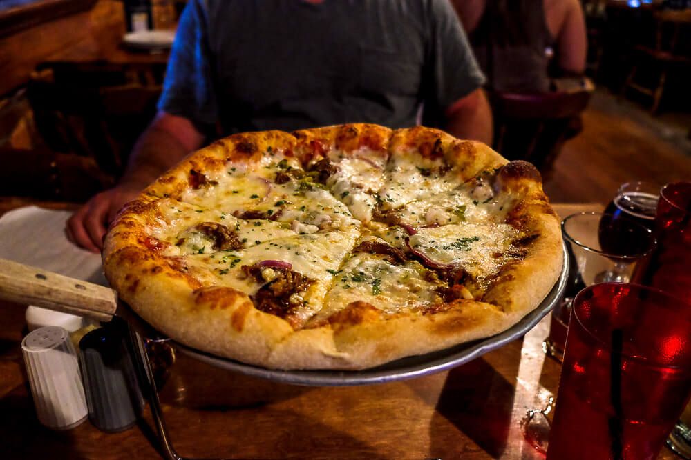 pizza in greenville sc: barleys