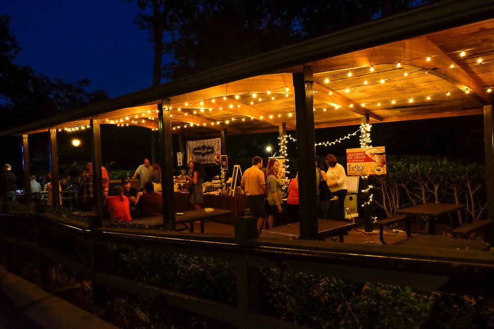 Sippin Safari at the Greenville Zoo