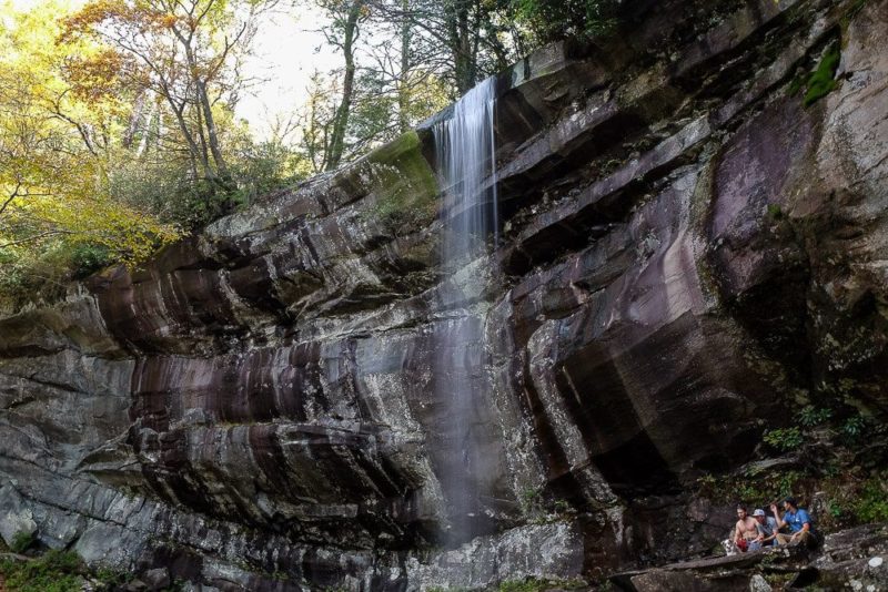 Rainbow Falls Trail