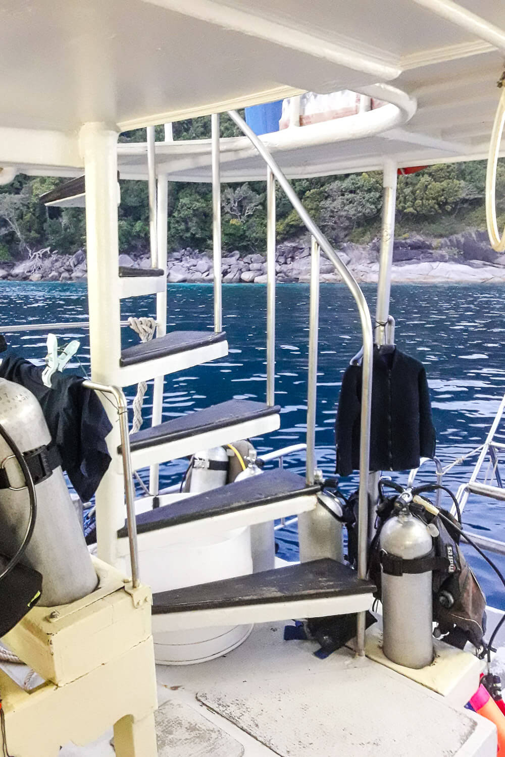 Similan Islands Diving: Sea Dragon Liveaboard