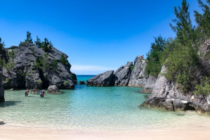 Jobson Cove, Bermuda