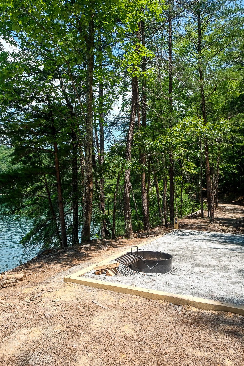 site 6 Boat in campsites at lake jocassee