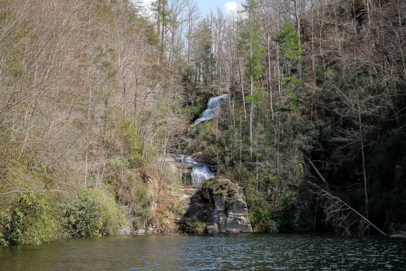 Discover the Lake Jocassee Waterfalls [Map Included]