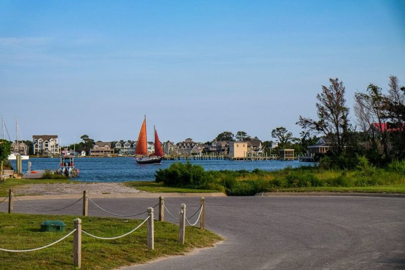 Plan Your Beach Trip to Ocracoke [Dog Friendly Guide]