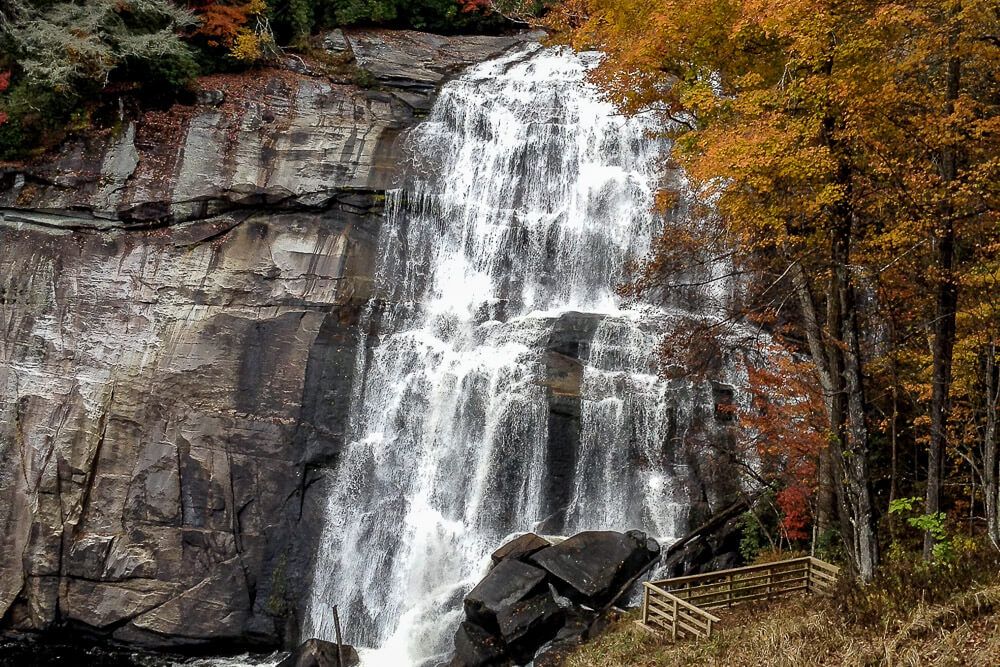 rainbow falls in gorges state park