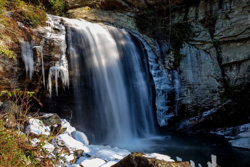 looking glass falls in pisgah national forest