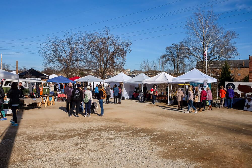 holiday flea at swamp rabbit cafe