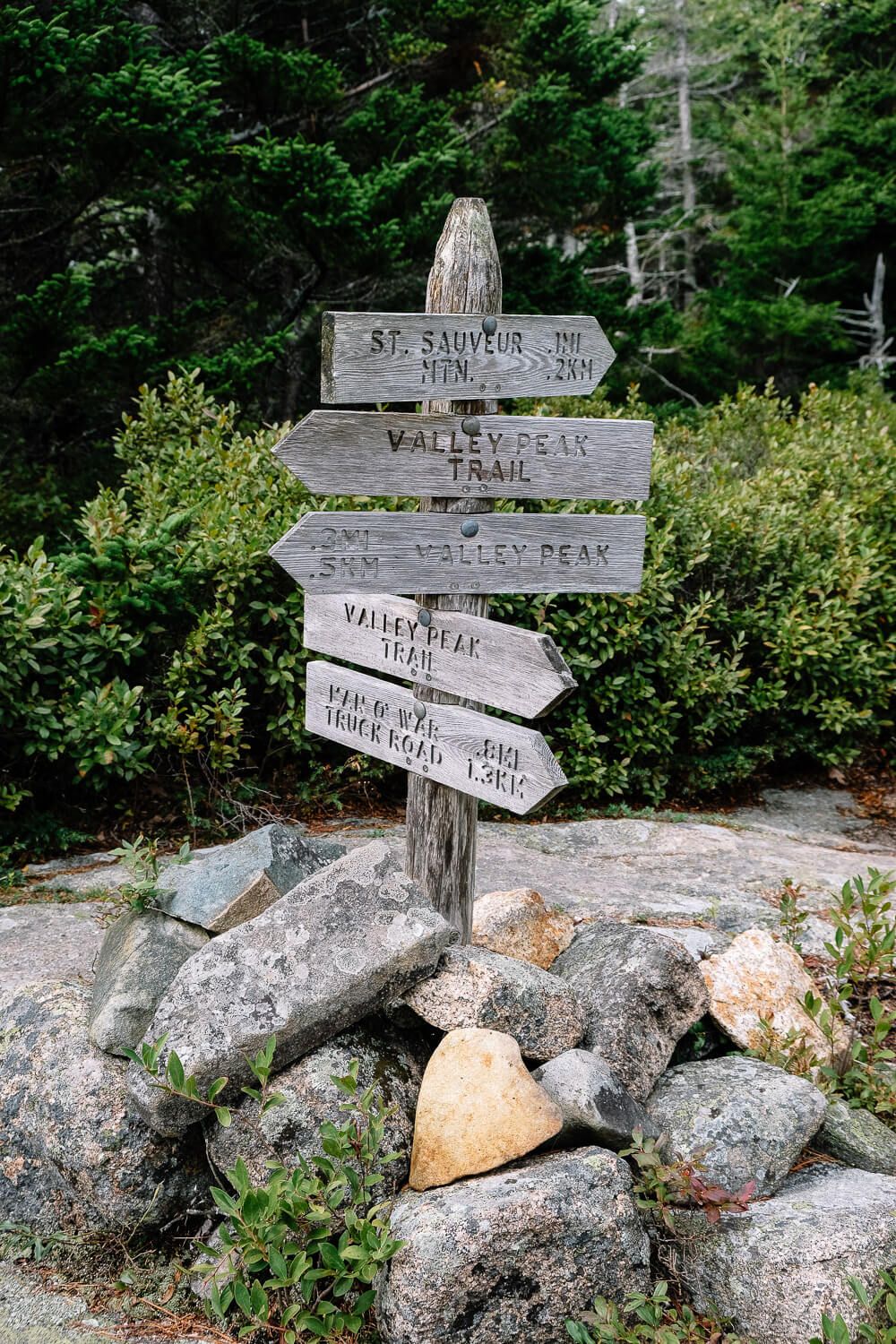 st sauveur mountain trail intersection