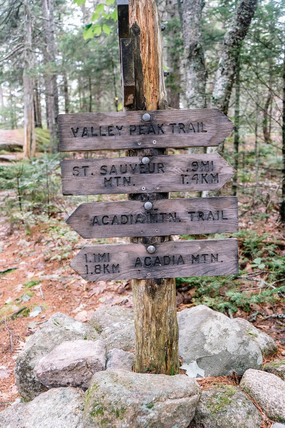 st sauveur mountain trail intersection